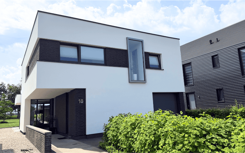 Gevelonderhoud woonhuis in Born weer als nieuw